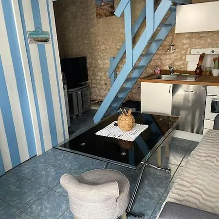 Lägenhet Location -sur Gironde *